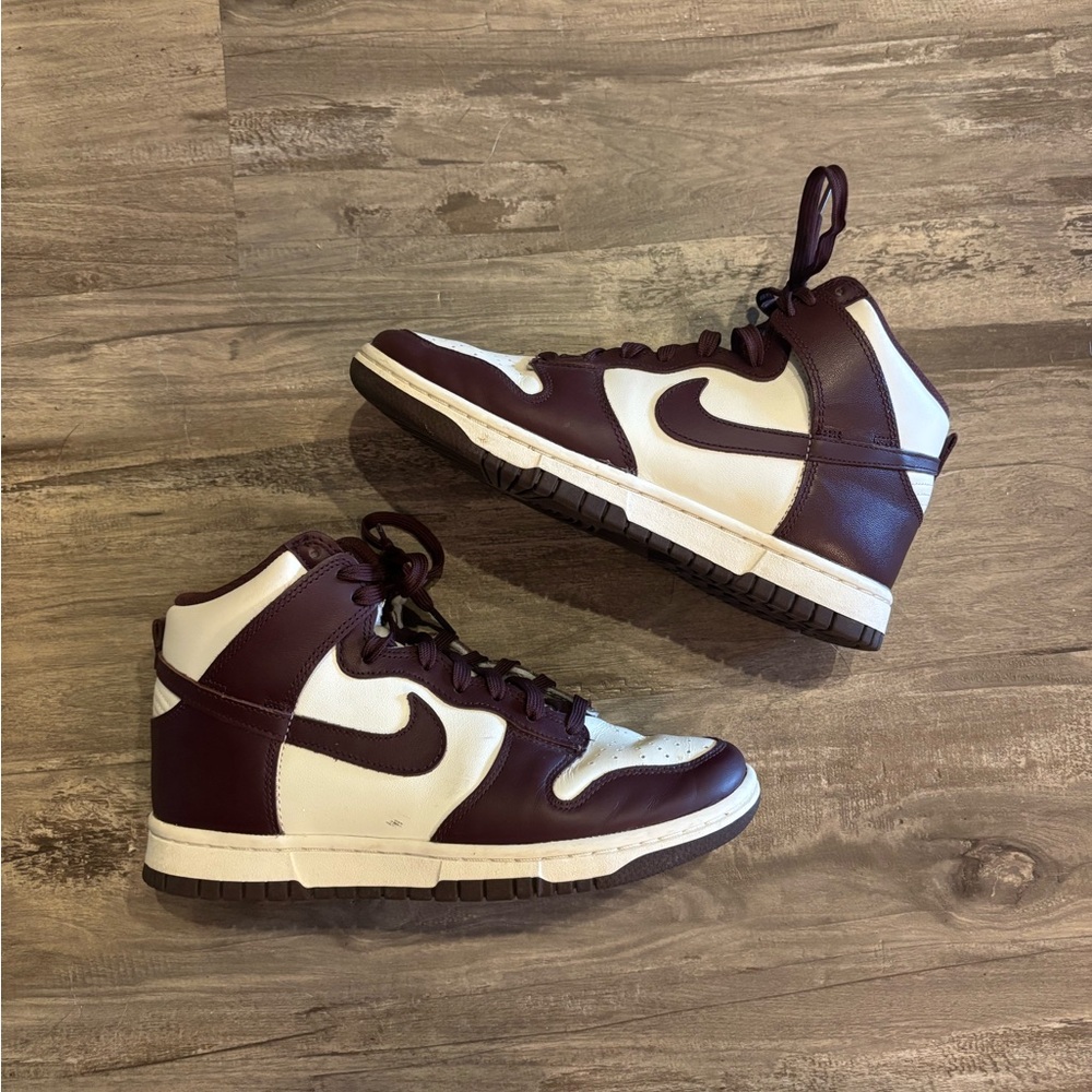 Nike Dunk High Burgundy Crush